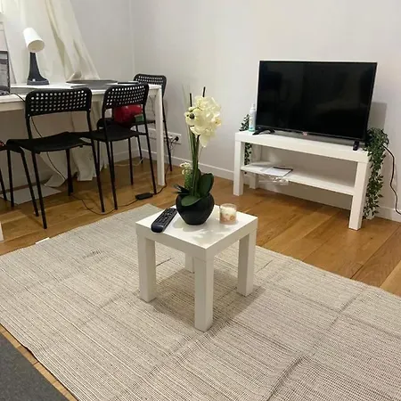 아파트 Cosy Equiped Flat Next To Paris 불로니으 빌렁꾸흐